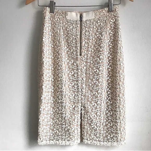 ALICE + OLIVIA Lace Skirt - Picture 2 of 7